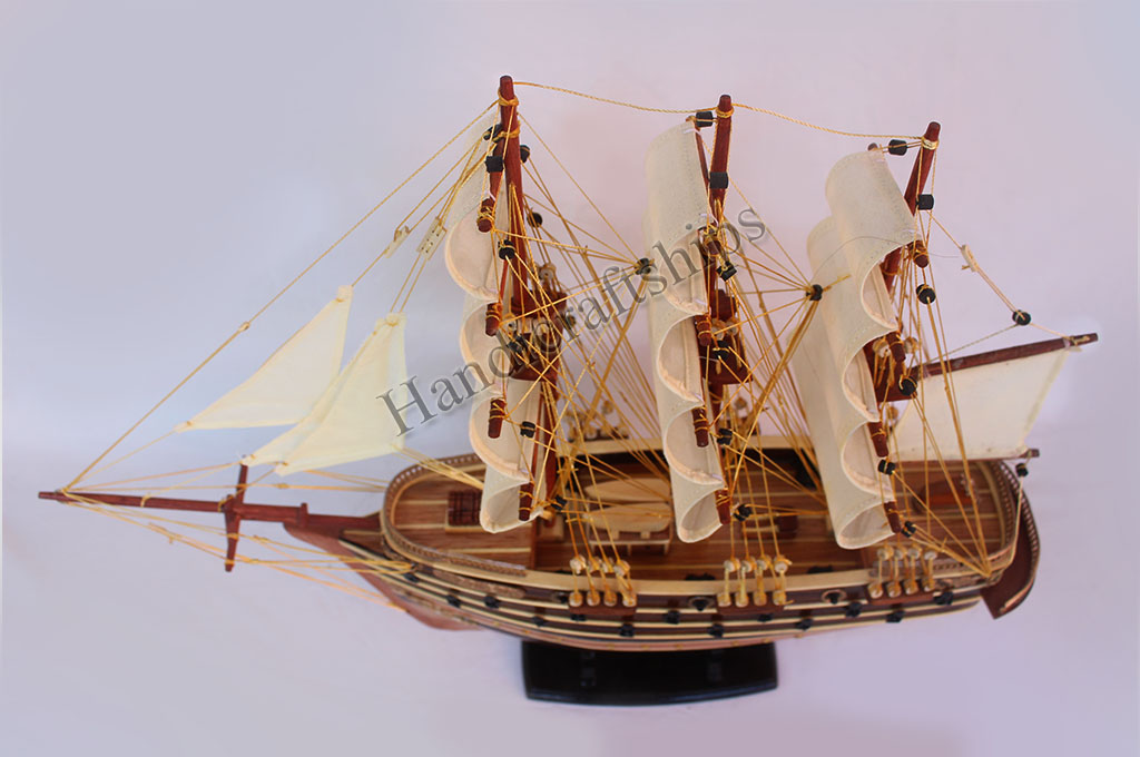 Mô hình thuyền cổ trang trí Napoleon chì (Thân: 40cm)