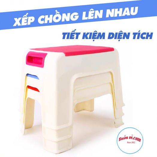 Ghế đẩu hai màu Việt Nhật (MS: 2010), Ghế nhựa thấp ngồi nhà tắm Buôn Rẻ 01419