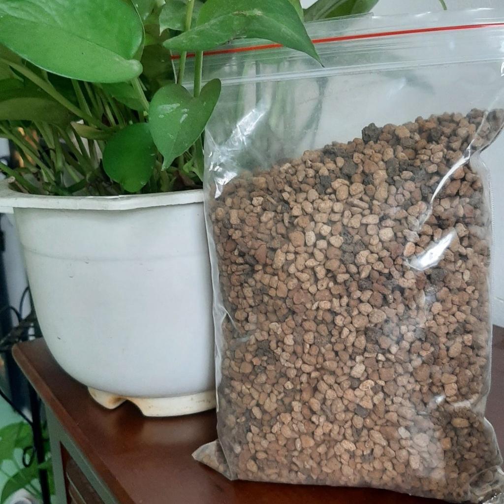 1kg đất trồng, giá thể chuyên dụng dành cho bonsai, cây cảnh trộn sẳn akadama,pumic,lava nhập khẩu Nhật Bản