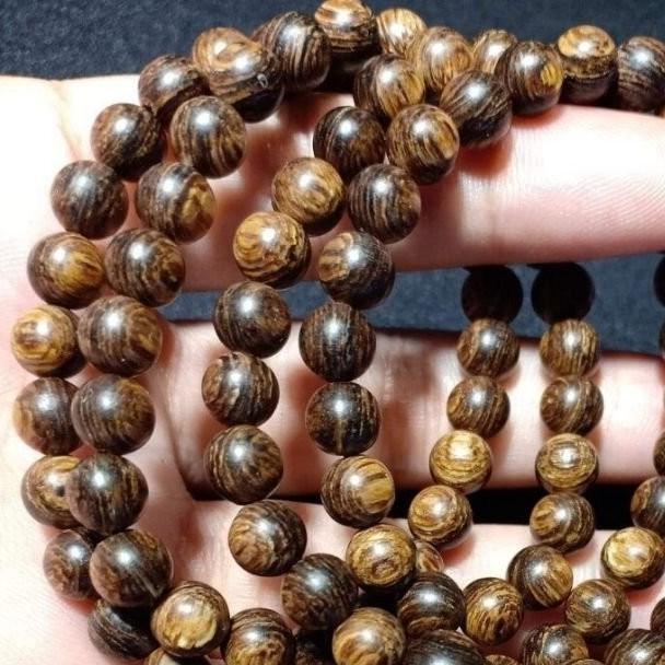 Vòng Tay Trầm Hương Sánh Chìm Vân xoáy Thơm vĩnh viễn || 108 Hạt Size 8mm