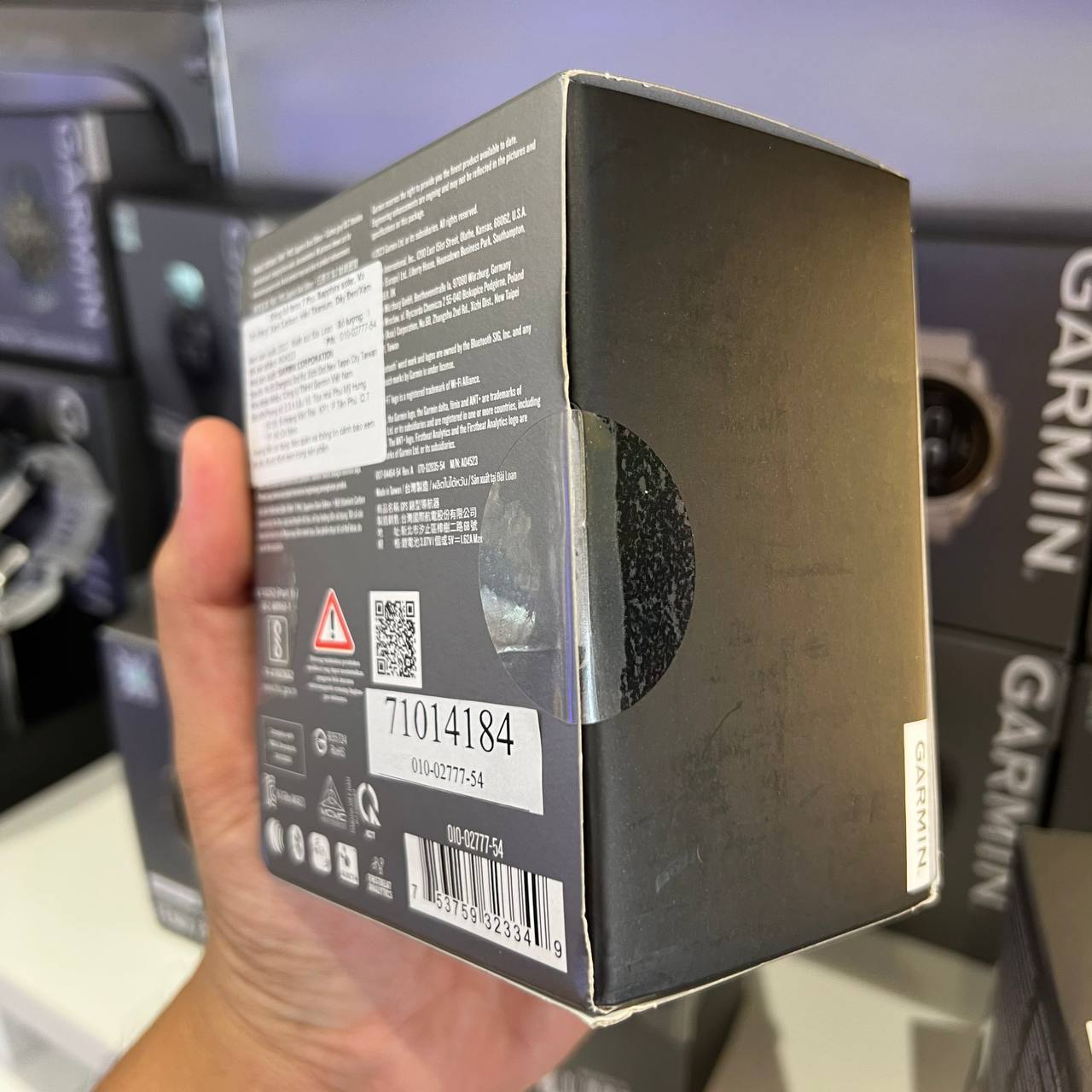 Đồng hồ Thông Minh Garmin fēnix 7 Pro Sapphire Solar - Hàng Chính Hãng