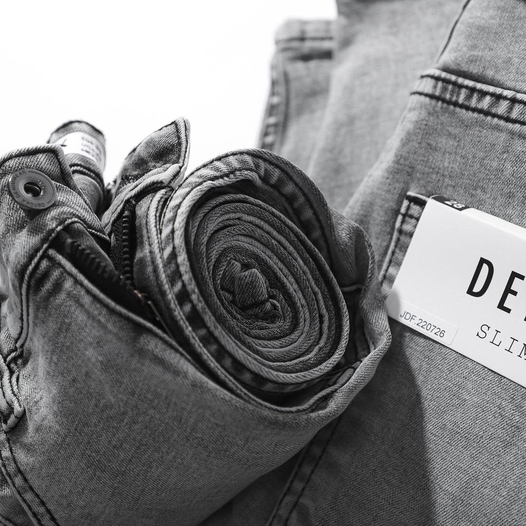 Quần jeans Xám khói form slim fit - JEAN WASH LIGHT GRAY 220726 | LASTORE MENSWEAR