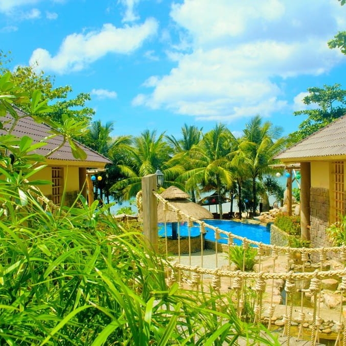Coral Bay Resort 3* Phú Quốc - Bãi Biển Đẹp, Bữa Sáng, Gần Chợ Đêm, Ngay Trung Tâm Đông Dương