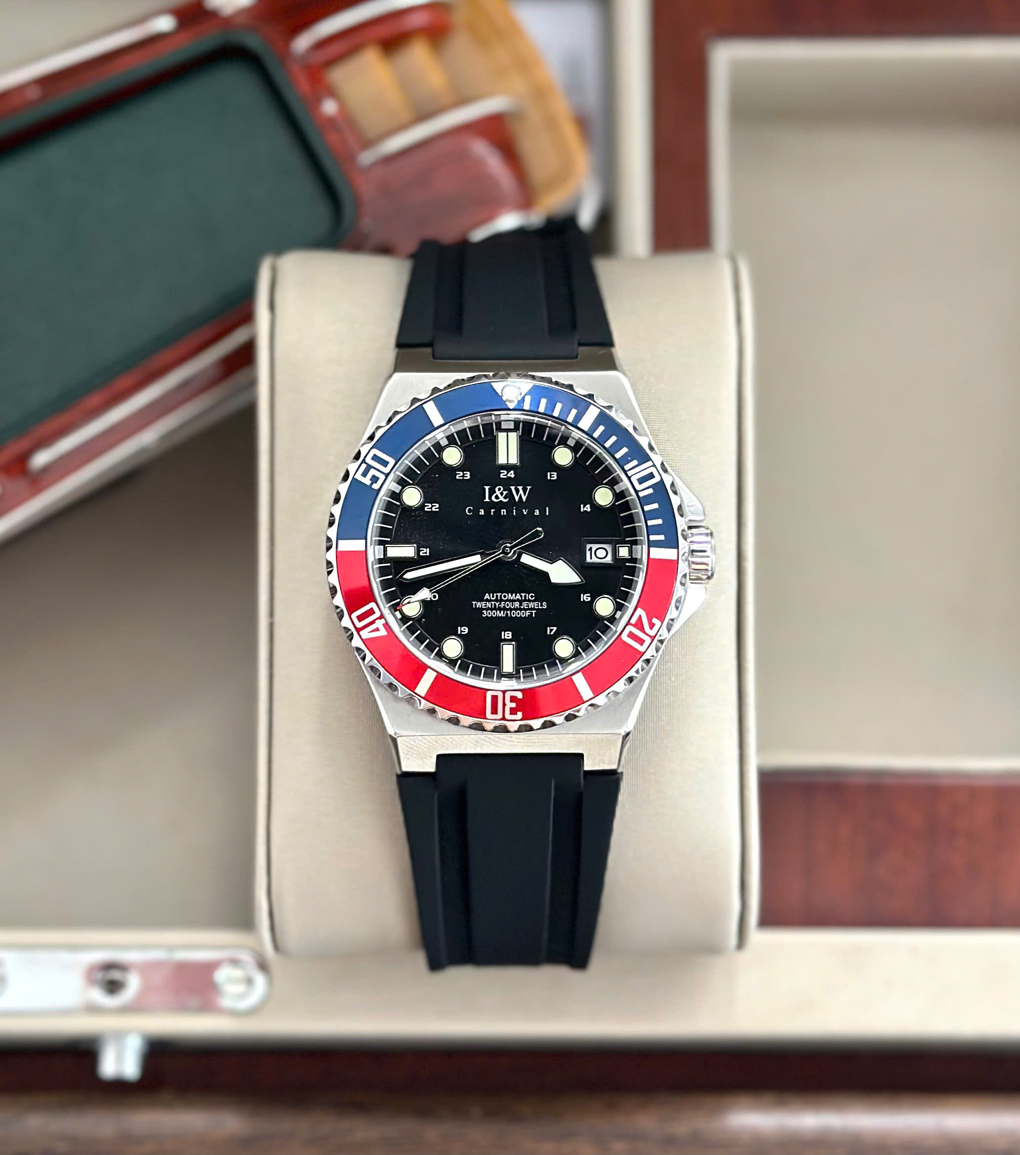 Đồng hồ nam chính hãng I&amp;W Carnival 726G-D4 Hàng mới fullbox ,Kính chống xước,Chống nước 100m,BH 24 tháng,Máy Cơ Automatic,dây cao su chống nước tuyệt đối