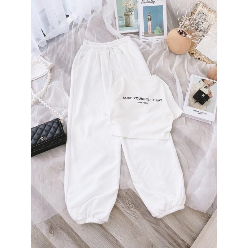 Set áo croptop LOVE YOURSELF FIRST kèm quần jogger trắng