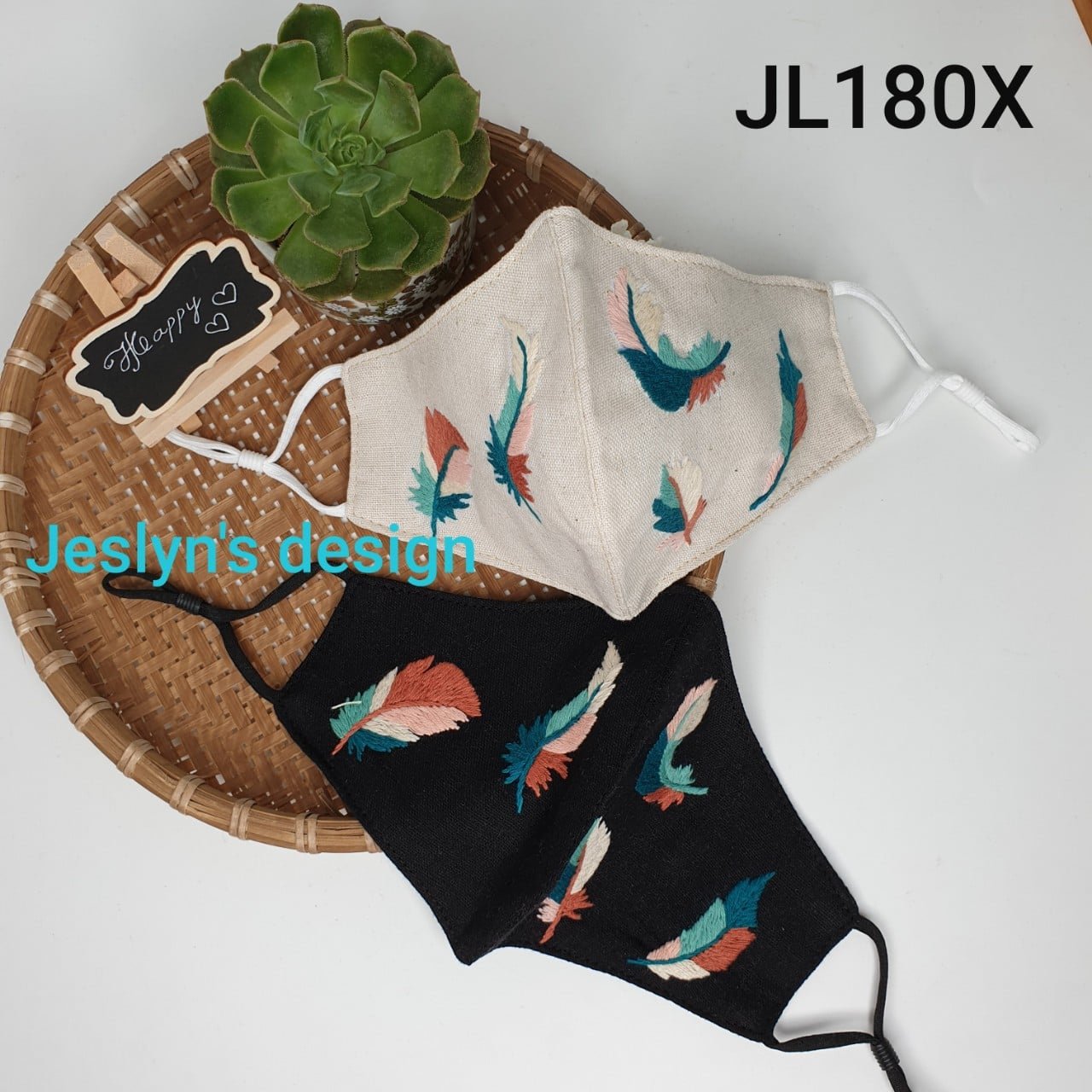 Khẩu trang thêu tay vải linen hình lông vũ JL180X