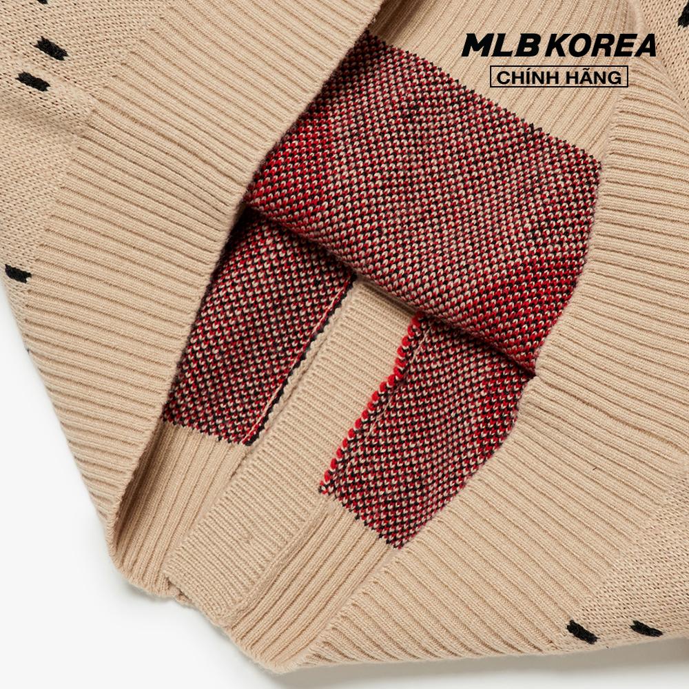 MLB - Áo khoác cardigan cổ V Heart All Over 3AKCH0224-43BGS