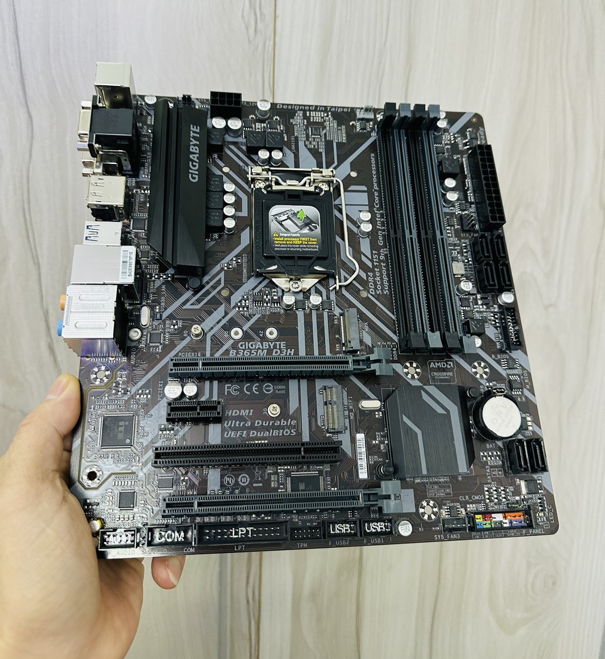 Bo Mạch Chủ (Mainboard) GIGABYTE B365M D3H (HÀNG CHÍNH HÃNG)