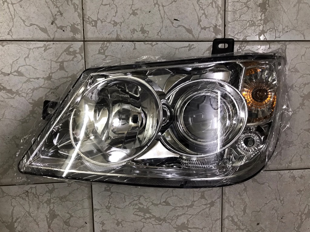 Đèn pha Sym V5
