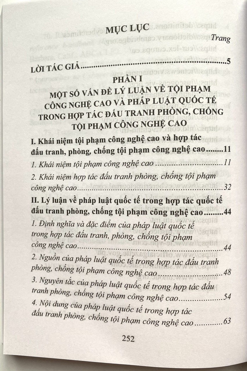 Sách- Pháp luật quốc tế trong hợp túc đấu tranh phòng, chống tội phạm công nghệ cao và những vấn đề đặt ra đối với Việt Nam