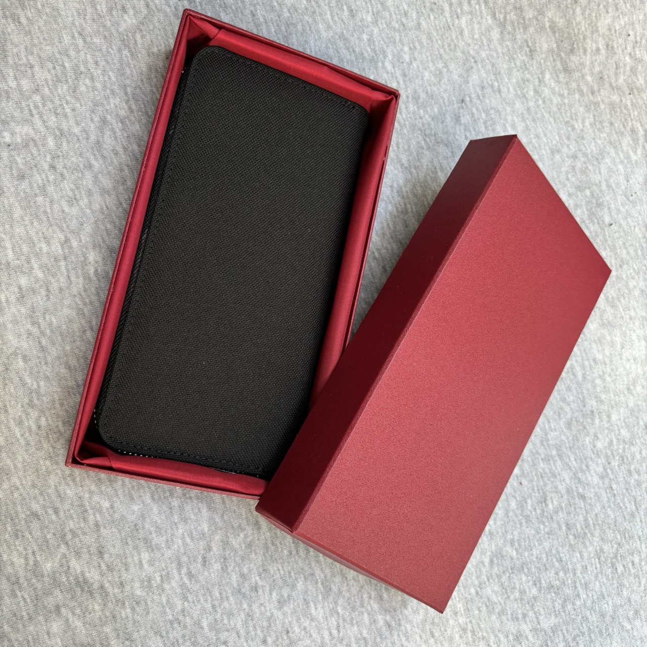 VÍ DÀI CẦM TAY NAM NỮ GANDALF CHẤT LIỆU DA SAFFIANO VÀ POLYESTER CANVAS