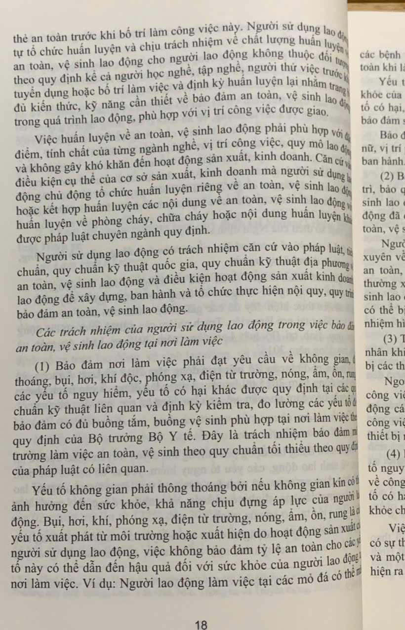 Bình luận Bộ luật Hình sự năm 2015 (Phần thứ hai – Các tội phạm), Chương XXI, Mục 3, 4: Các tội phạm khác xâm pham an toàn, trật tự công cộng
