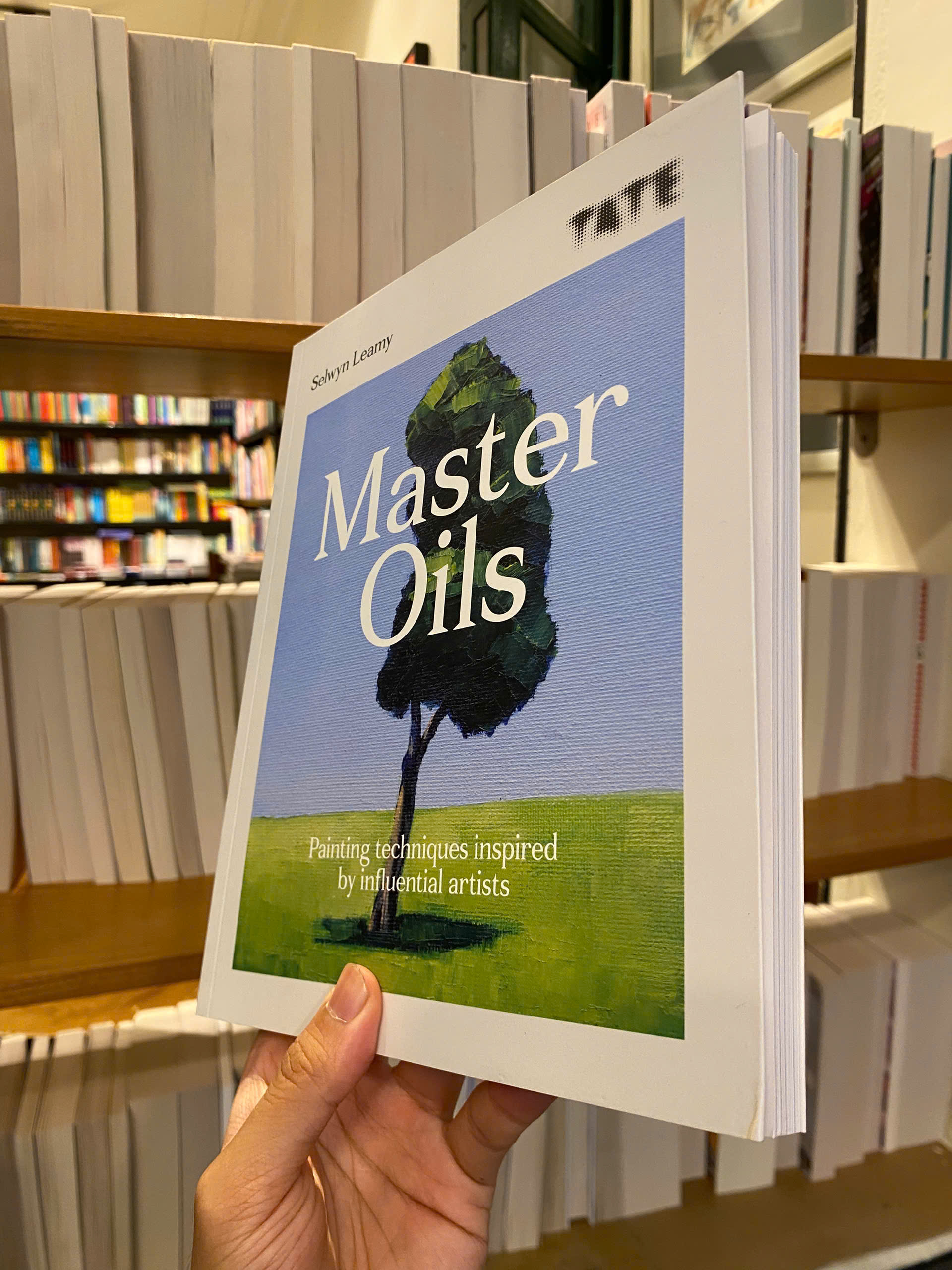 Sách - Master Oils by Selwyn Leamy - Art & Design book in English - Sách Ngoại Văn - Bìa Cứng
