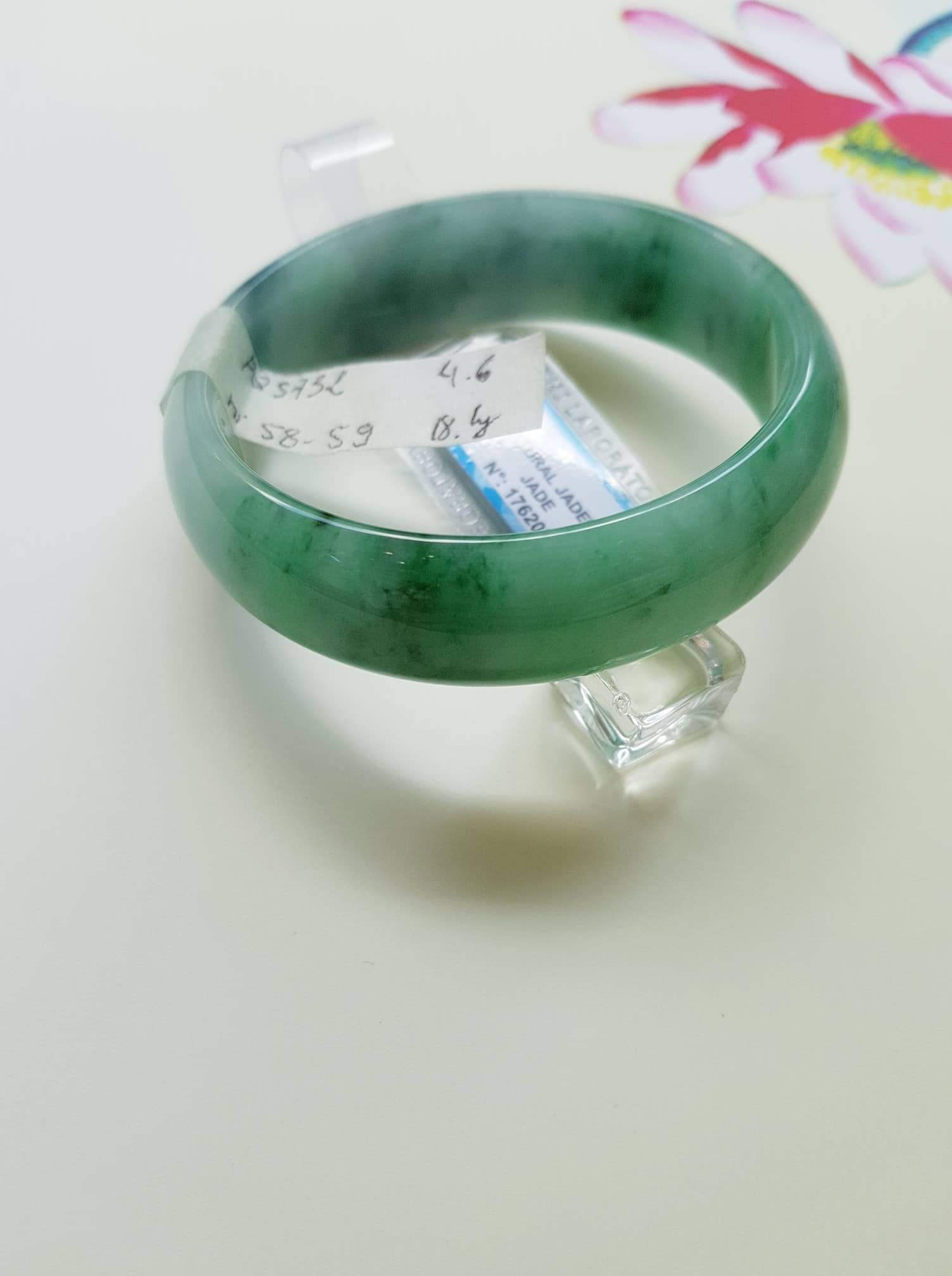 Vòng cẩm thạch bản hẹ xanh lý đẹp sang mới lạ ni tay lớn 58-59