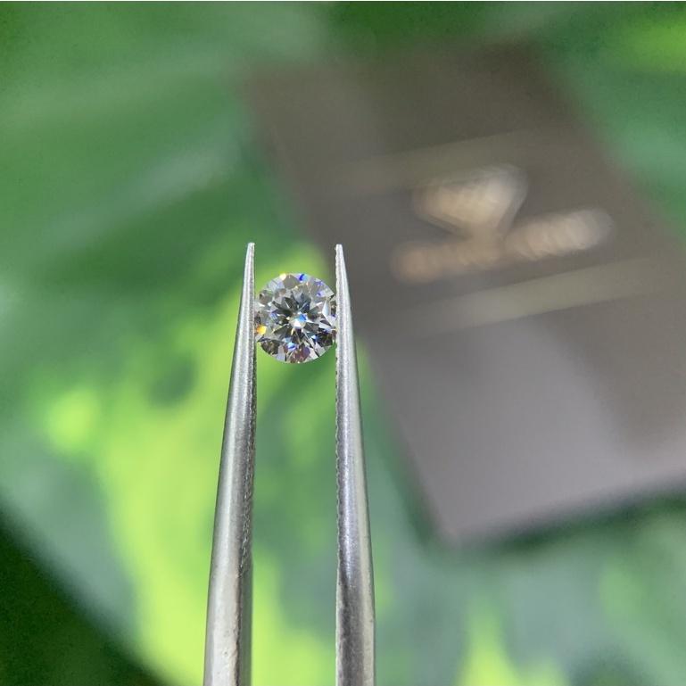 (Size 4 - 7.5ly) Kim cương nhân tạo Mỹ Moissanite nước D độ sạch FL, thử bút lên vạch đỏ