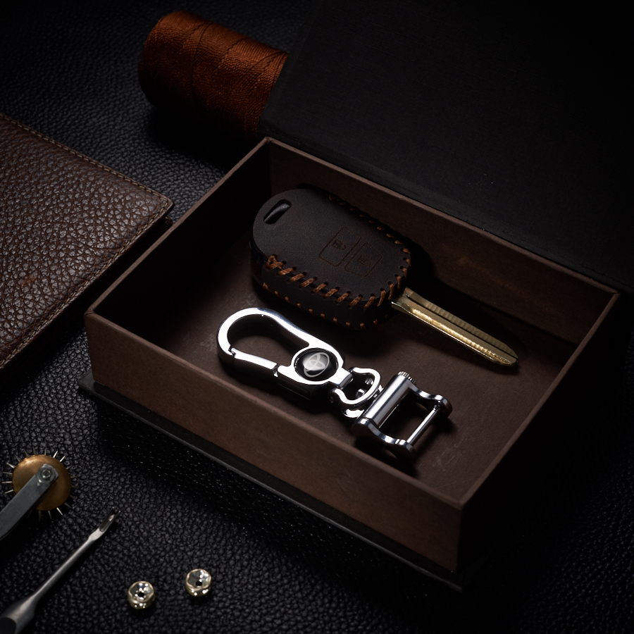 Bao Da Chìa Khóa Ô Tô dành cho Toyota Vios 2017 2 Nút Da Bò Sáp Dạng Hộp