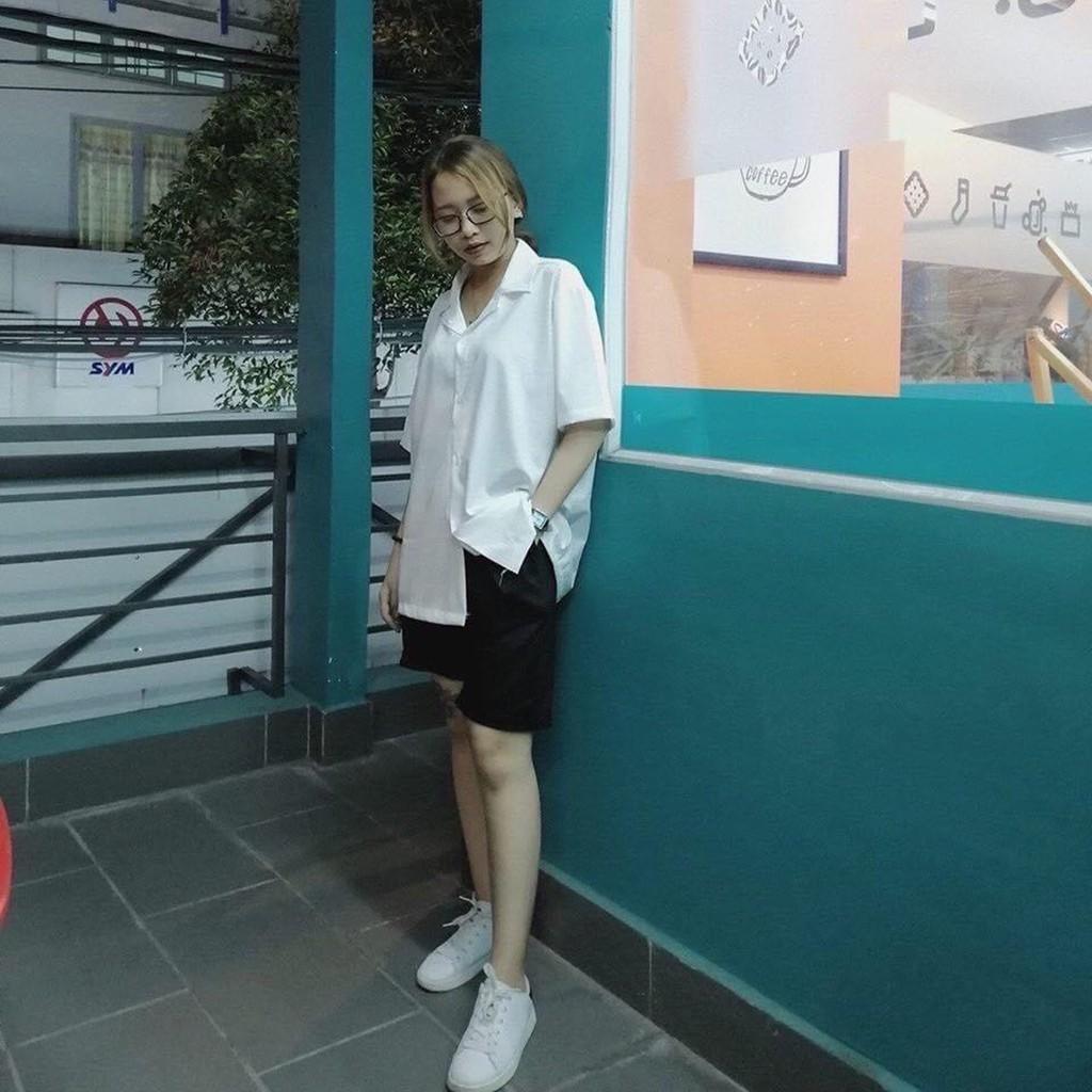 Áo Sơ Mi Cộc Tay Cổ Vest Unisex Đen Trắng