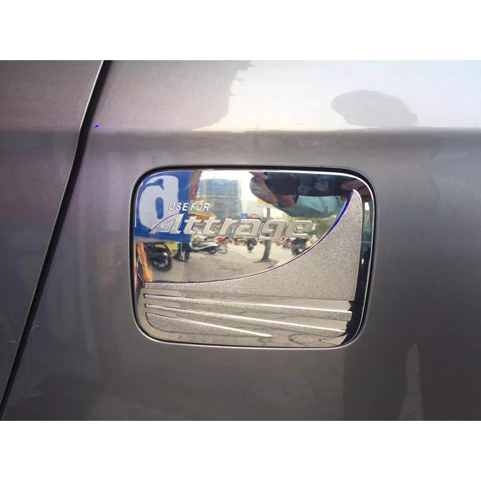 Ốp nắp bình xăng xe Mitsu Attrage mạ crom