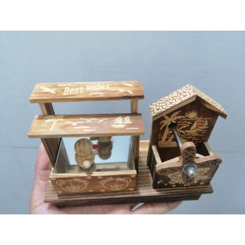 NHÀ CÓT NHẠC SIZE TRUNG. QUÀ TẶNG ĐẸP Ý NGHĨA