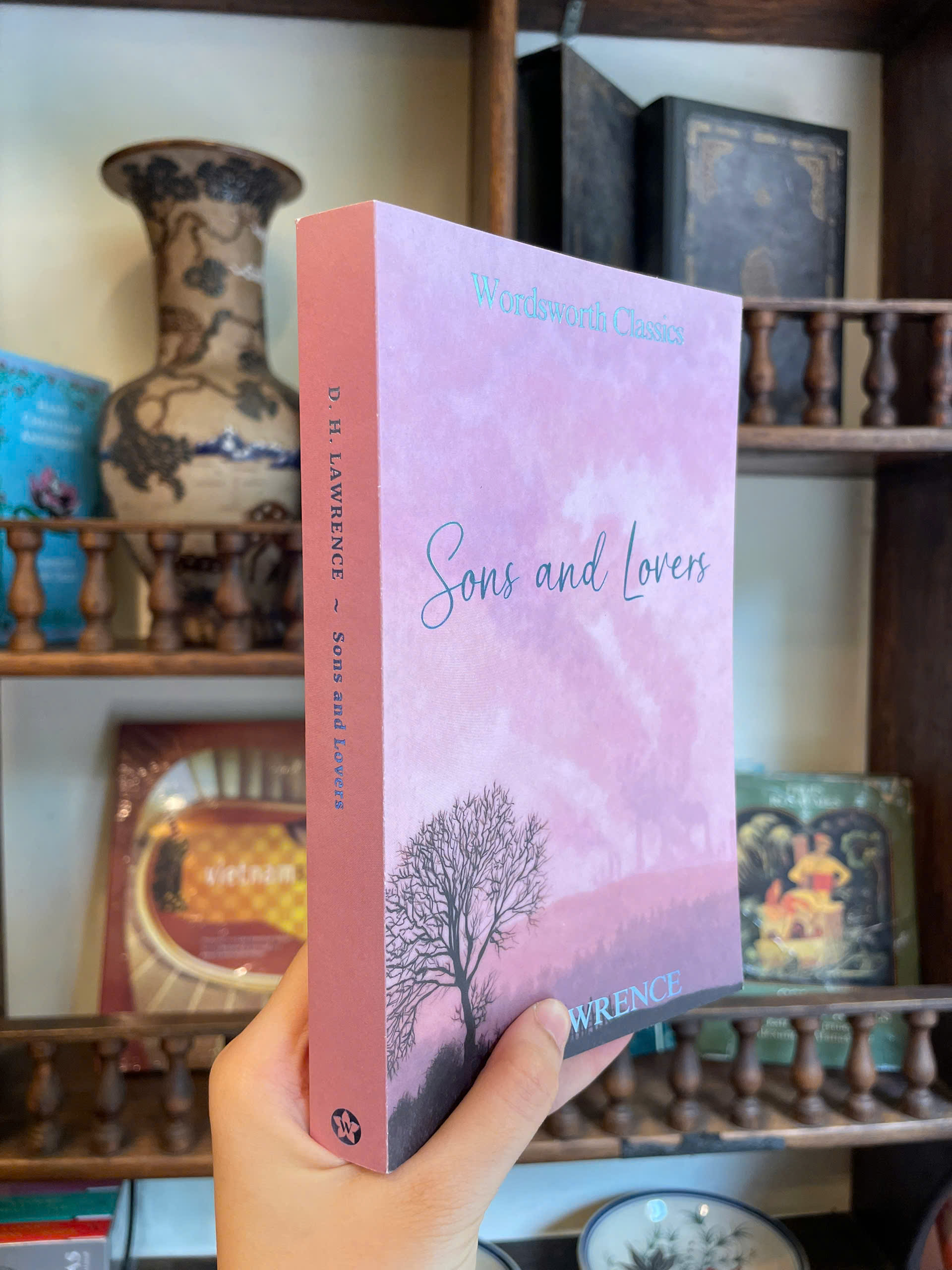 Sách - Sons and Lovers by D.H. Lawrence - Classics/Fiction/Literature book in English - Ngoại Văn