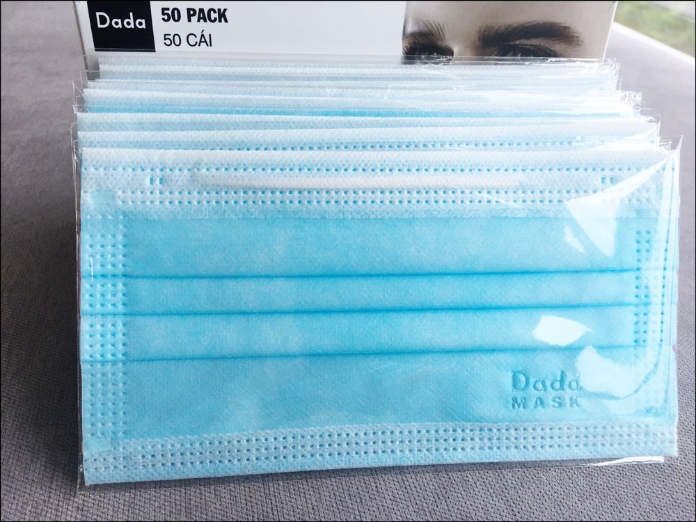 Khẩu Trang Y Tế Dada Mask 4 Lớp - Hộp 50 cái (DC402) - Giao Màu Ngẫu Nhiên