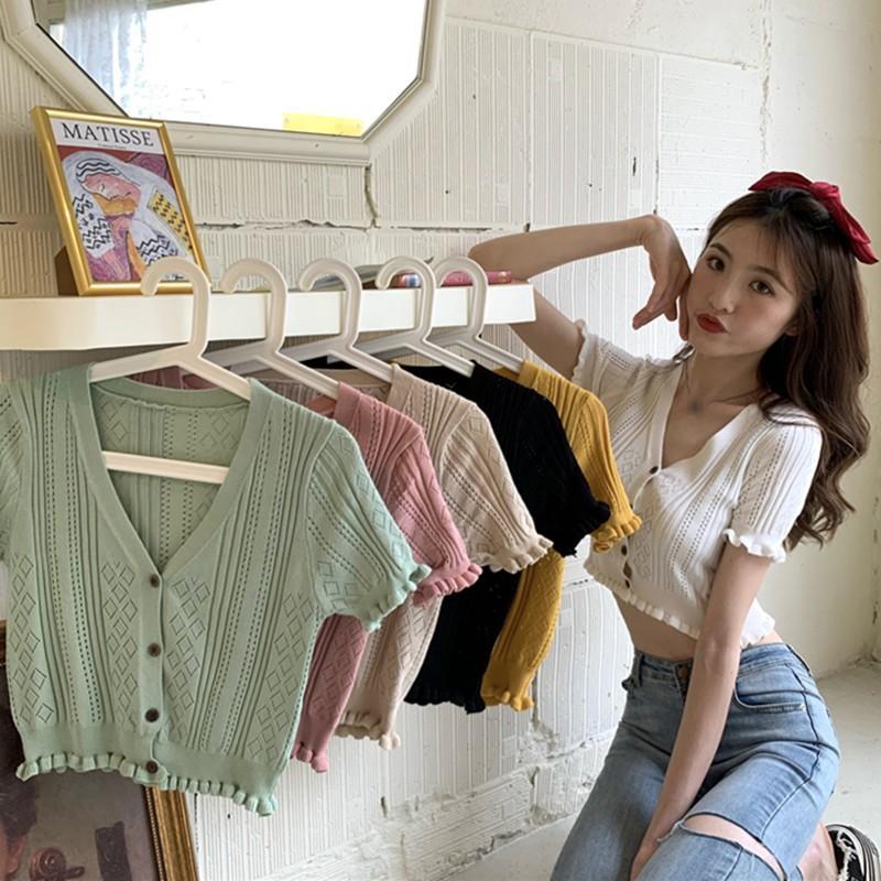 Áo Thun Nữ Ngắn Tay Cổ Chữ V Thời Trang