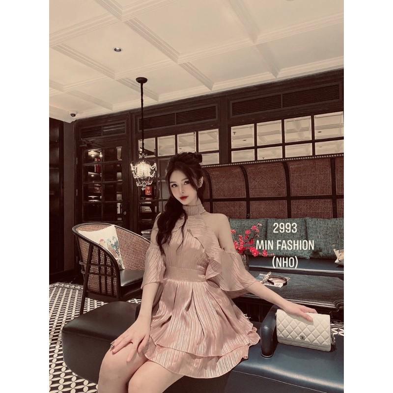 ĐẦM XOÈ NGỌC RỚT VAI BÈO