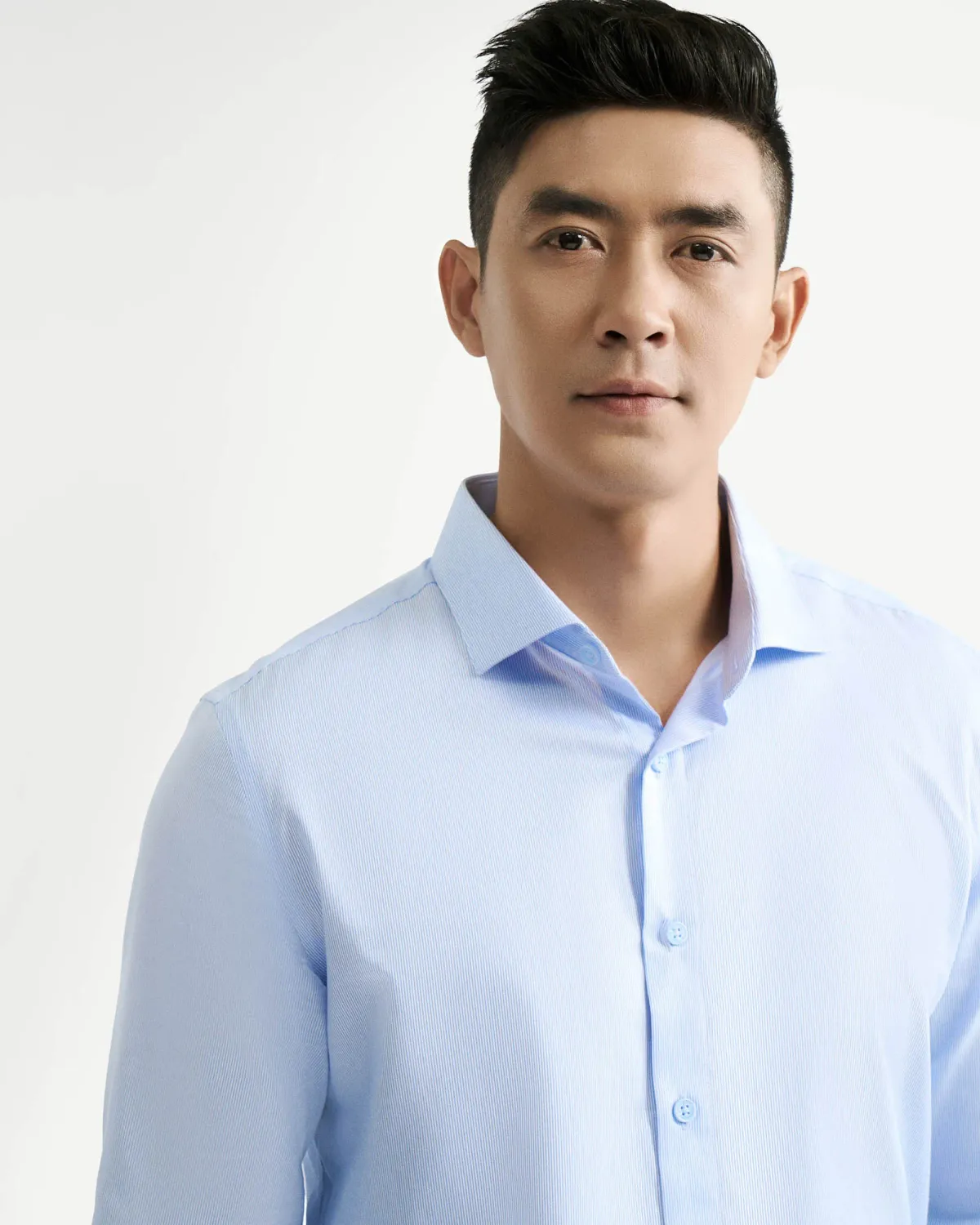 Áo sơ mi tay dài nam màu Xanh dương nhạt Form Fitted - ROUTINE 10F24SHL072 | ROUTINE CÀ MAU