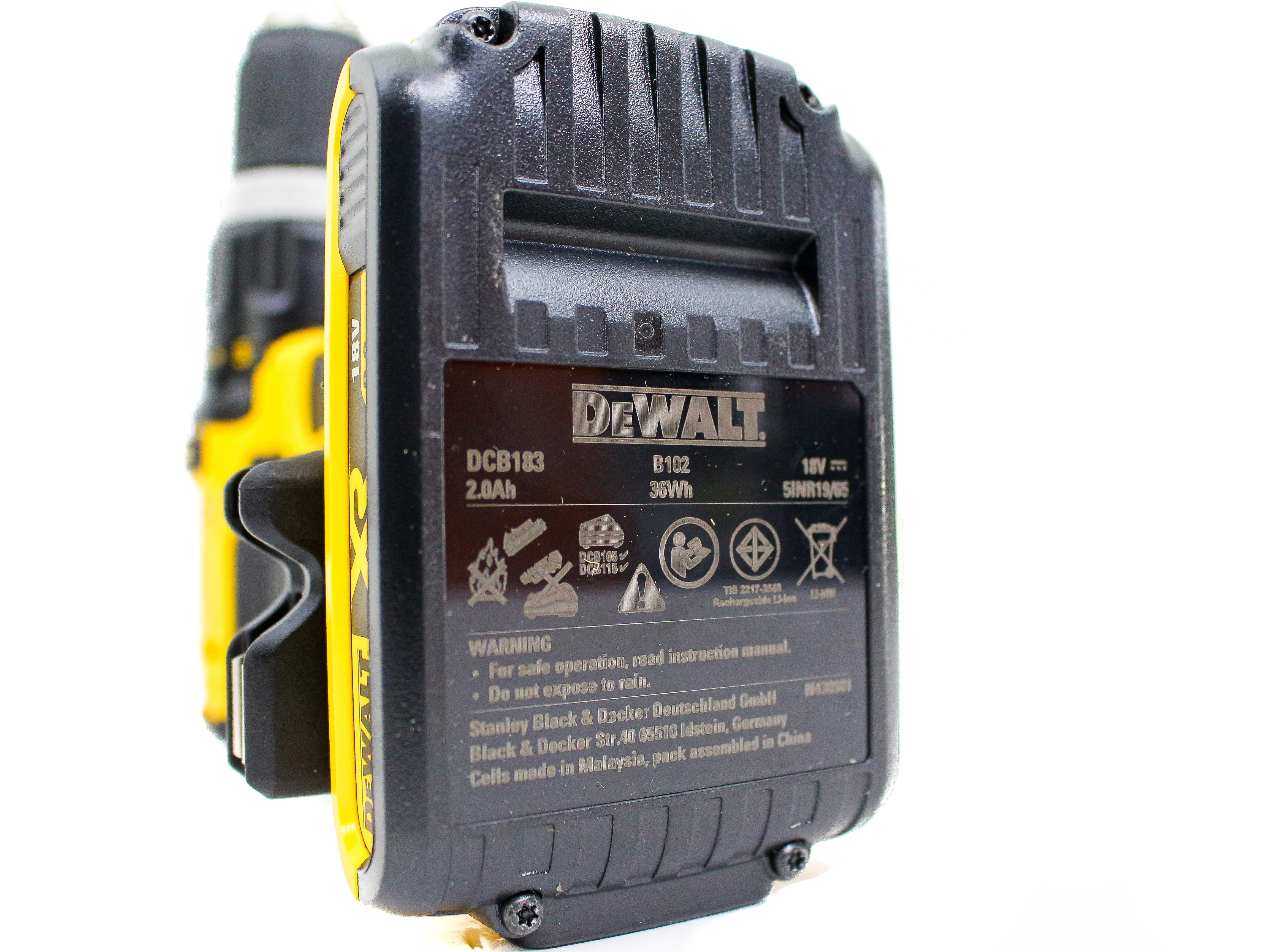 Máy khoan cầm tay 18V Dewalt DCD785D2-B1