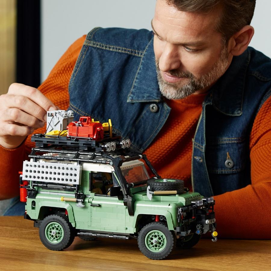 Đồ Chơi Lắp Ráp Xe Land Rover Classic Defender 90 LEGO ADULTS 10317 (2336 chi tiết)