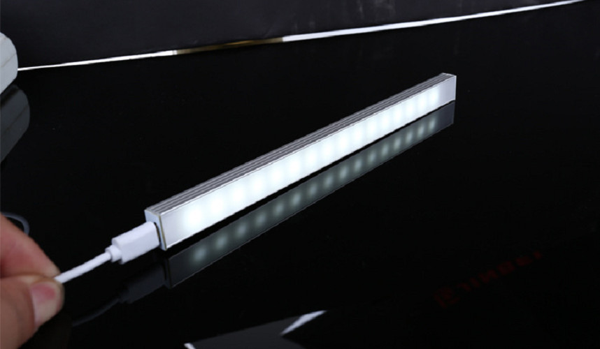 Đèn led mini cảm ứng chạm cắm MicroUSB L2801 - 01 CHIẾC