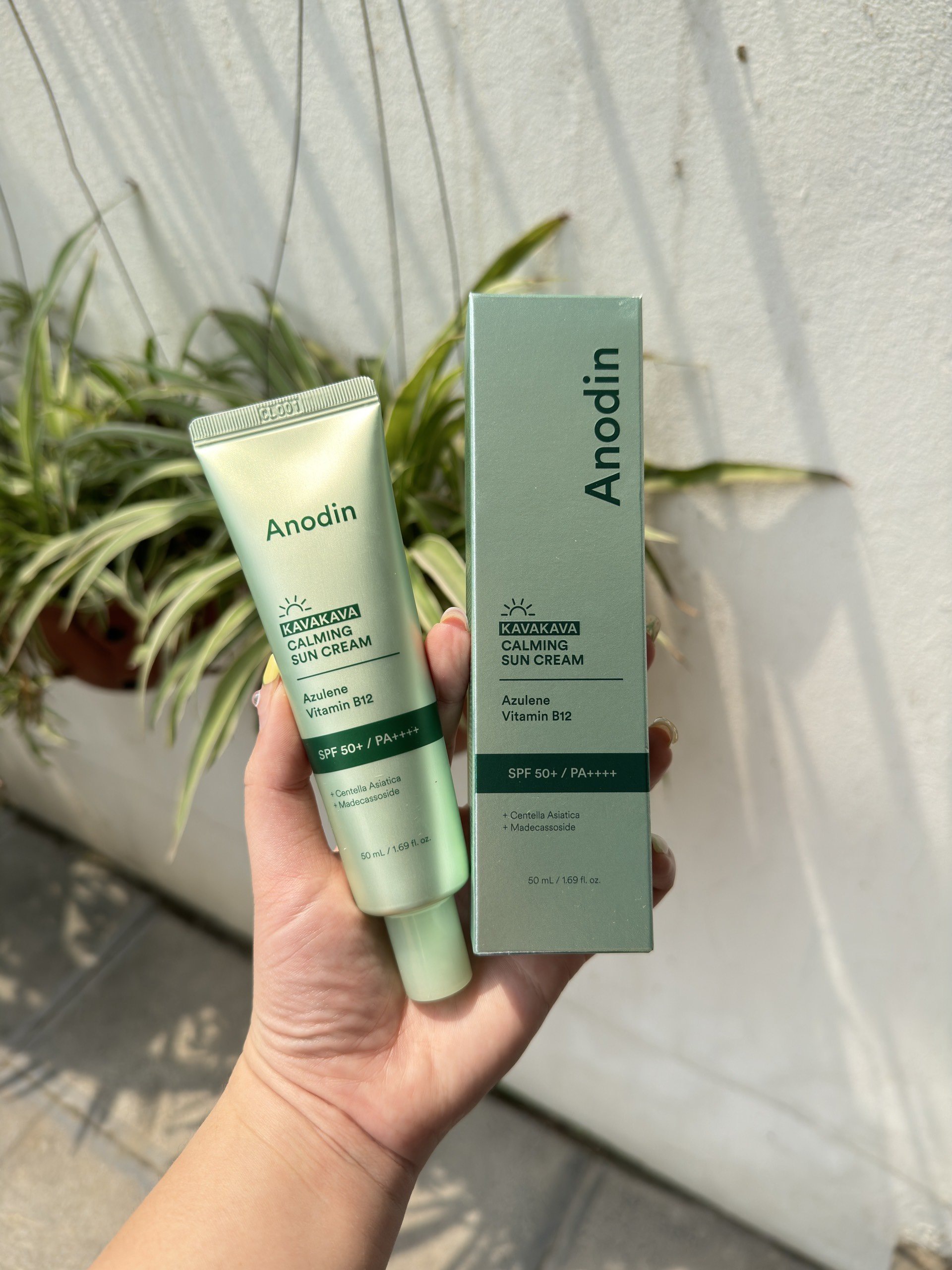Kem chống nắng rau má kiềm dầu nâng tông cho da dầu, nhạy cảm Anodin Kava Kava Calming Suncream 50ml