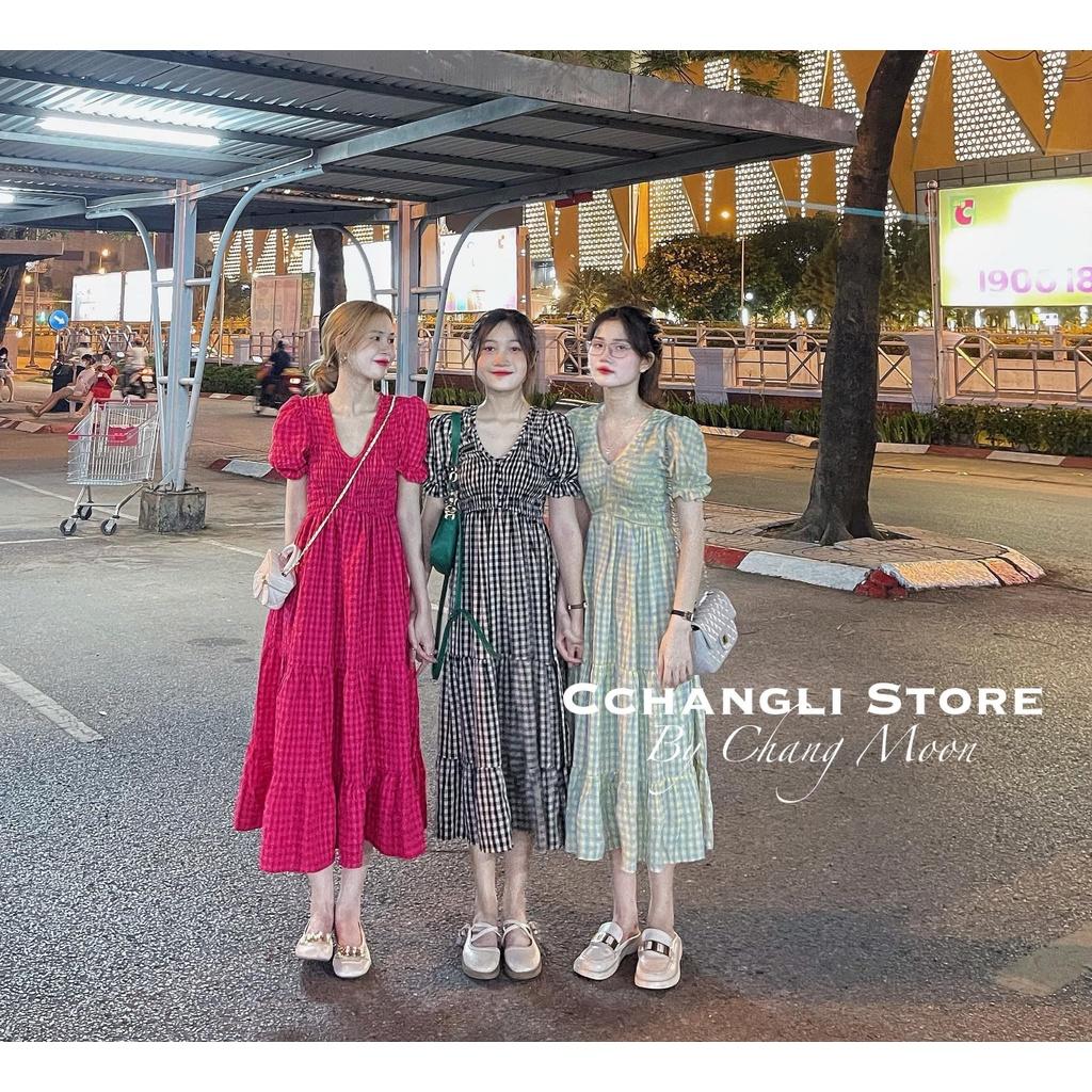 Váy Đầm Maxi Kẻ Caro Chun Eo Tay Phồng Cổ V 4 Màu Xanh/Đỏ/Đen/Tím Chất Đũi Sần Cao Cấp Cho Nàng Hẹn Hò Dạo Phố - Kẻ Đỏ