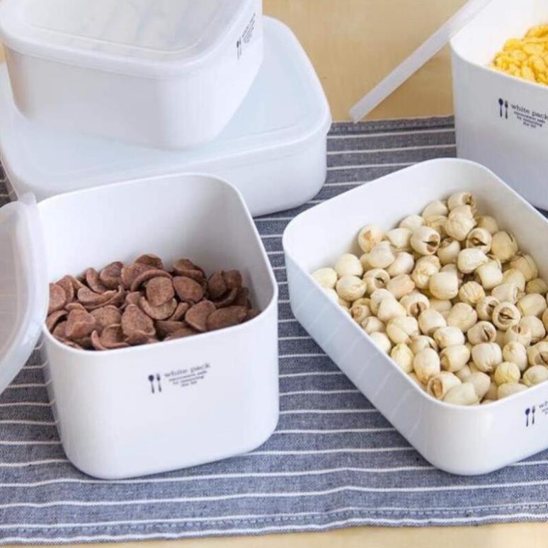 Hộp nhựa đựng thực phẩm White Pack nội địa Nhật Bản