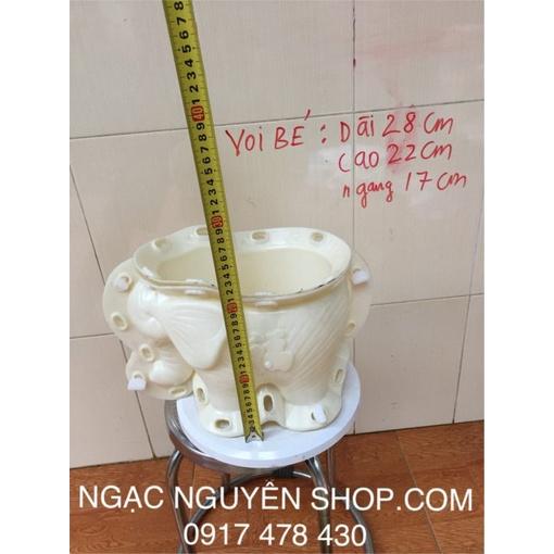 Khuôn đổ chậu Hình con voi bé dài 28cm cao 22cm ngang 17cm đổ úp đáy nhựa abs