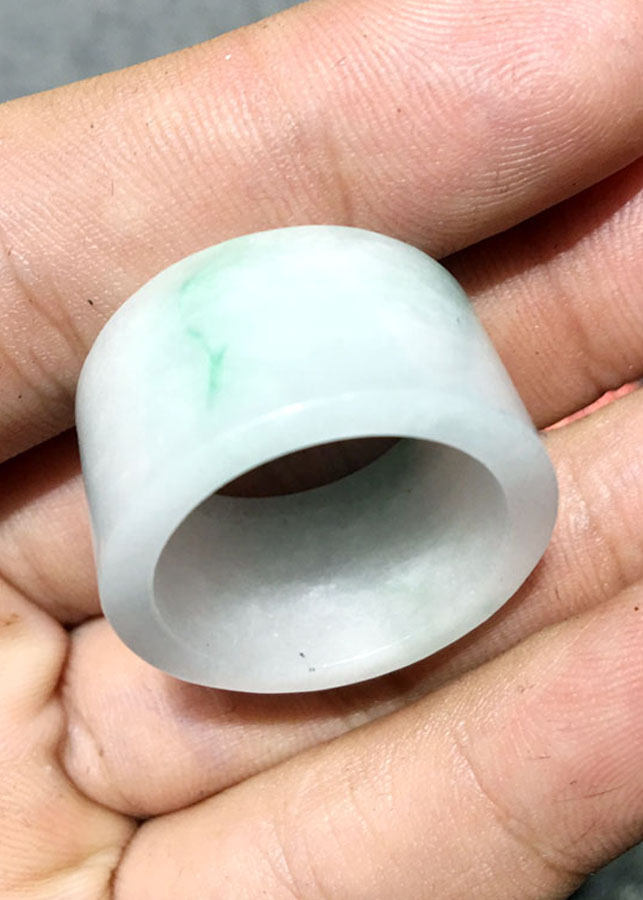 Nhẫn Phong Thủy Cẩm Thạch Jade Kim Tiền Jewelry Bản Vuông Dành Cho Nam - Đẳng Cấp - Phong Thủy - Sang Trọng