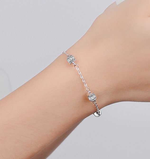 Lắc tay nữ thời trang hàn mẫu mới cực dễ thương LT72