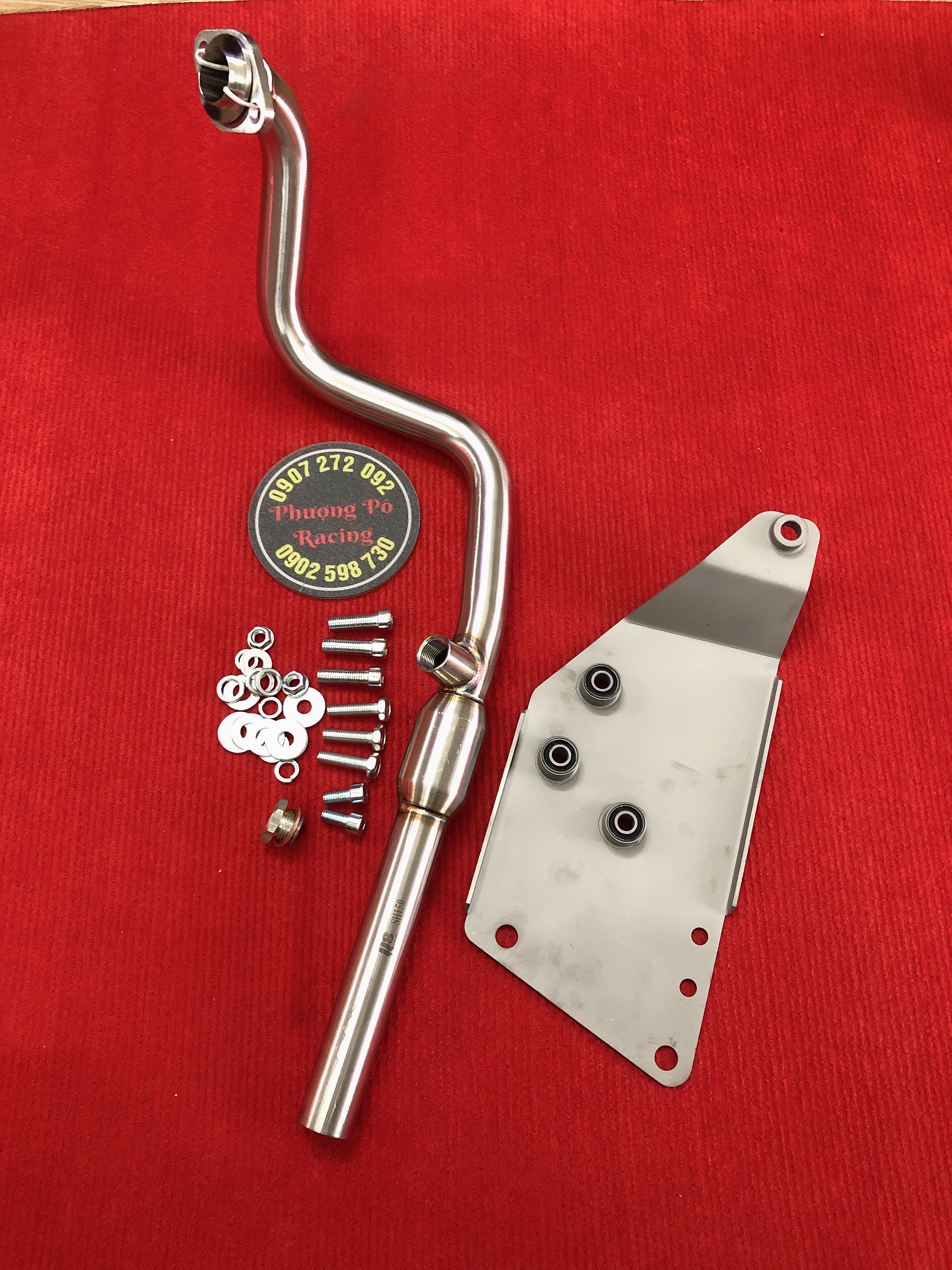 Bộ pas & cổ R8 gắn lon pô 4road nhập khẩu inox 304 cho SH Ý / Dylan