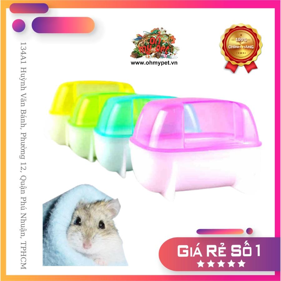 Toilet hamster nhiều màu, tạo sự thoải mái cho thú cưng