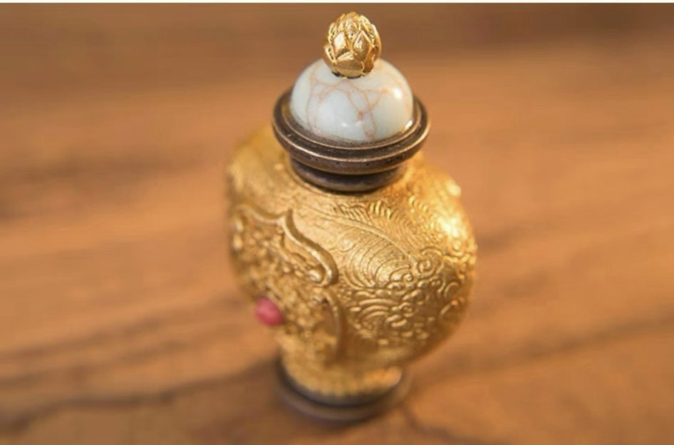 Ga’u bảo bình mini đeo cổ - đựng cát xá lợi thuốc pháp