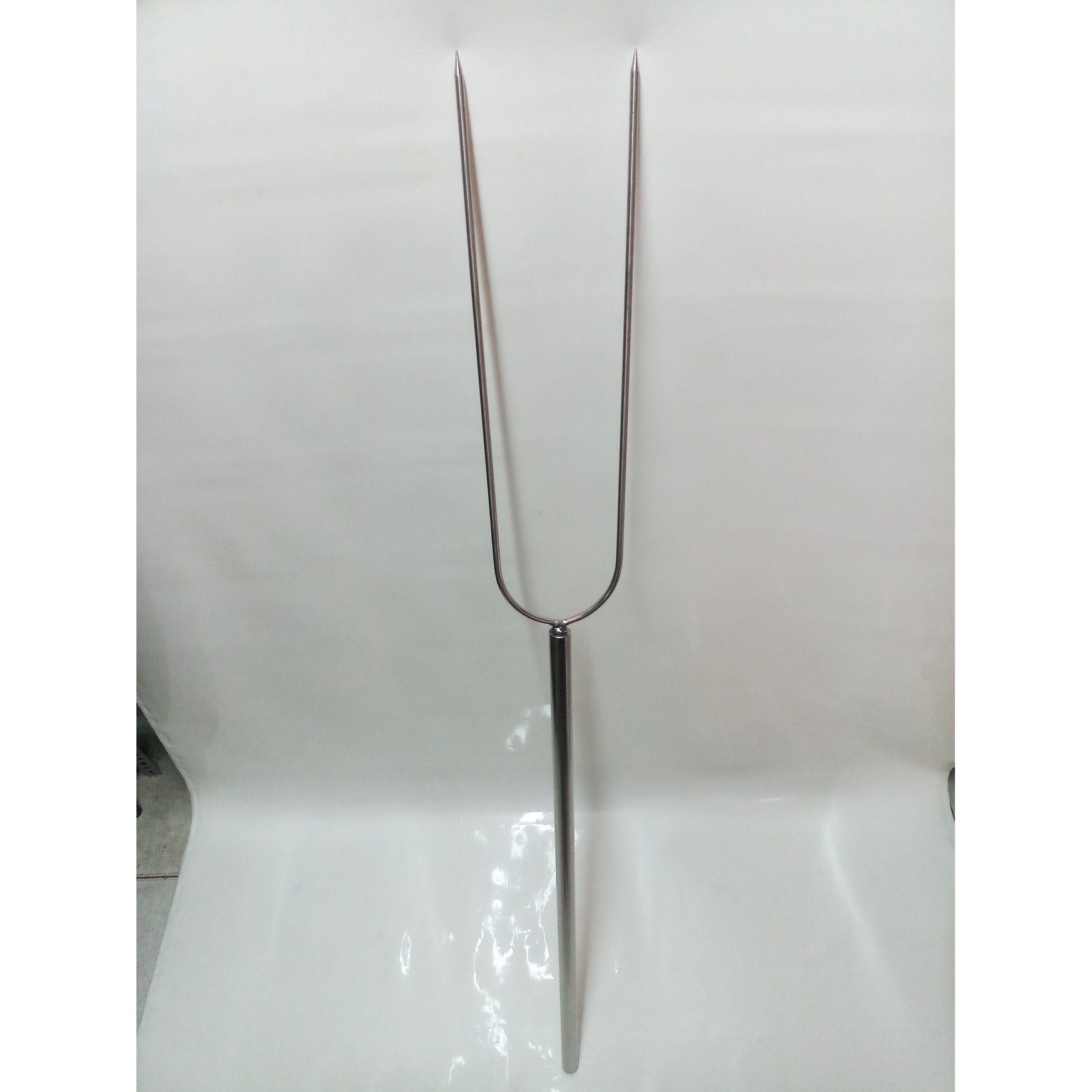CHỈA QUAY HEO CÁN INOX DÀY 8LY THIẾT KẾ TIỆN LỢI THÁO LẮP CÁN RỜI.