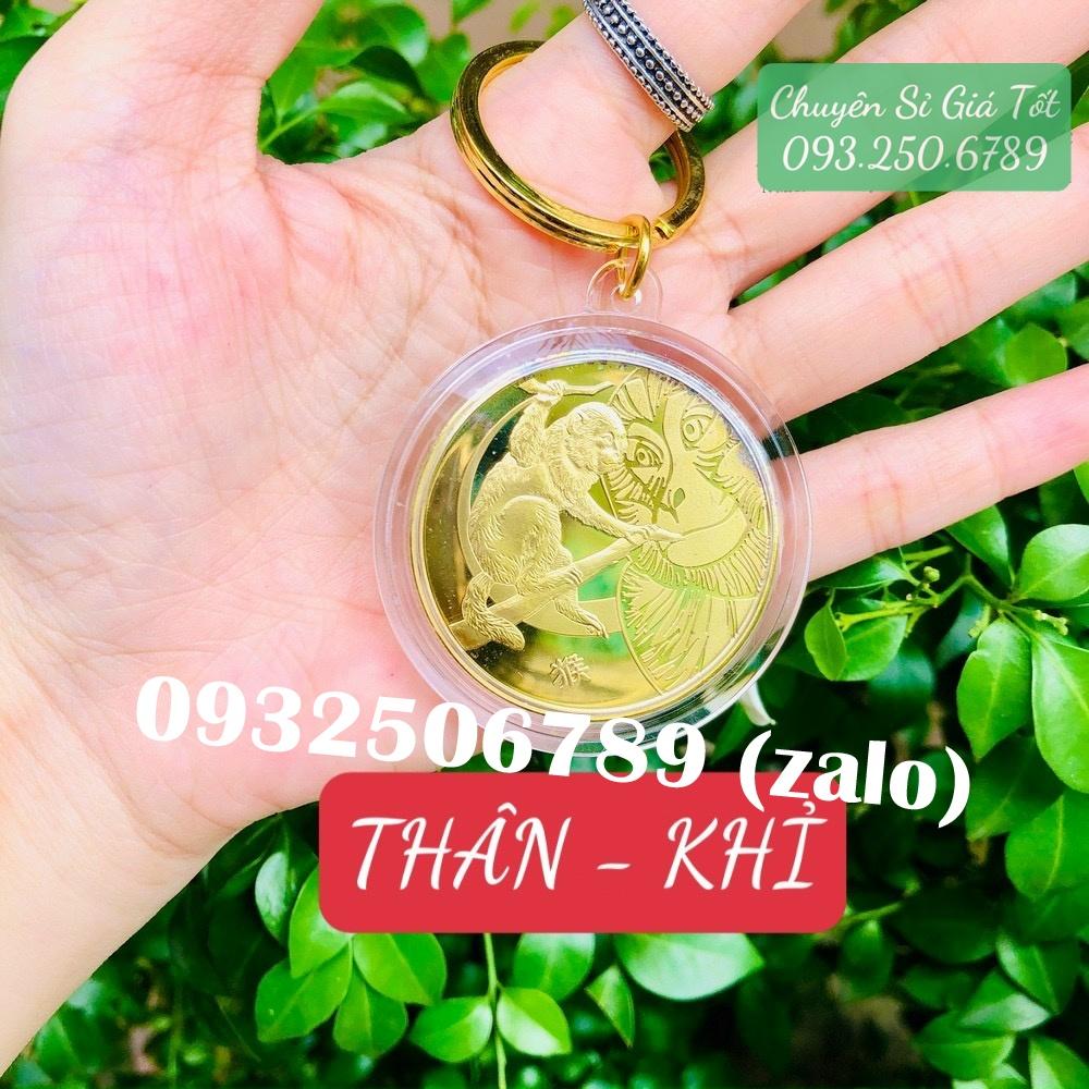 Móc Khóa Đồng Xu 12 Con Giáp Mạ Vàng TUỔI THÂN - CON KHỈ Treo Oto, Xe Máy Phong Thủy - Ecoins