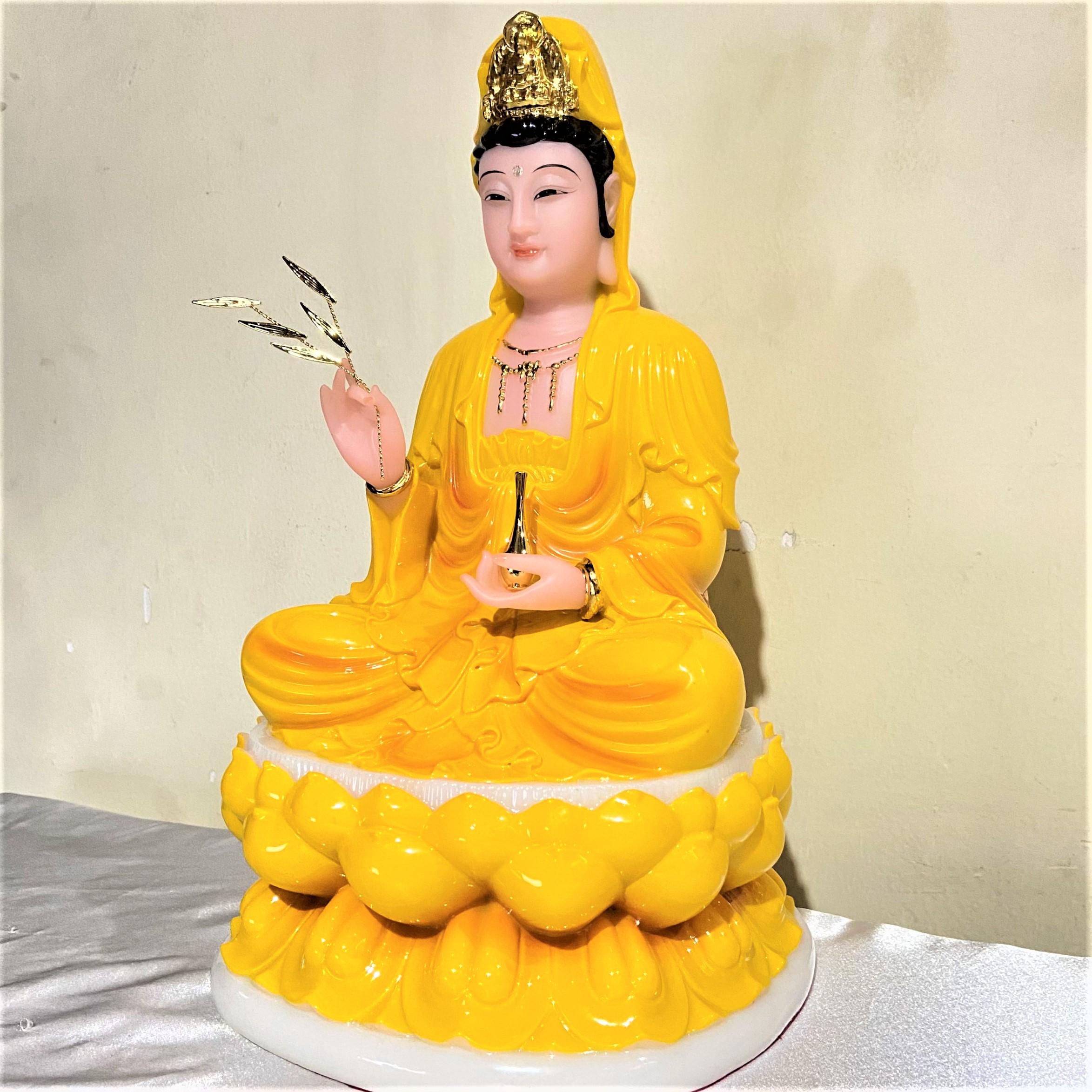 Tượng Phật Quan Âm Bột Đá Xanh Ngọc Cao 30cm