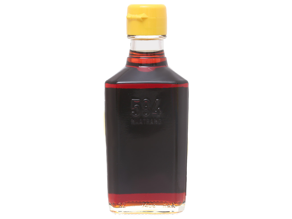 Hộp 2 chai Nước mắm Cá Cơm Cao Cấp 60 ĐỘ ĐẠM, 584 Nha Trang, Chai thủy tinh 200ml, Date luôn mới