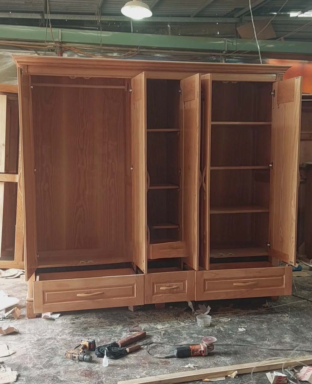Tủ quần áo gỗ sồi 5 cánh hiện đại giá xưởng