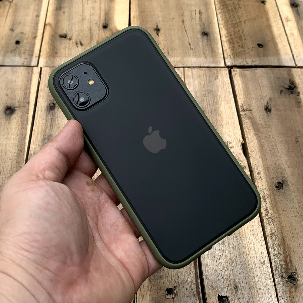 Ốp lưng chống sốc dành cho iPhone 11 nút màu cam - Màu xanh