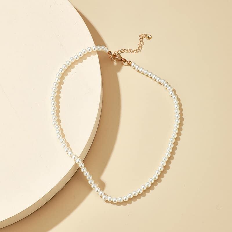 Vòng cổ chocker chuỗi ngọc