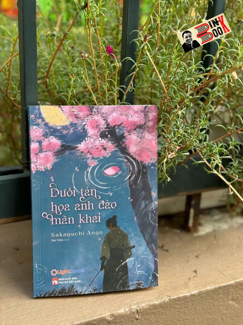DƯỚI TÁN HOA ANH ĐÀO MÃN KHAI – Sakaguchi Ango – Bảo Trâm dịch – Lightbooks – NXB Phụ nữ Việt Nam