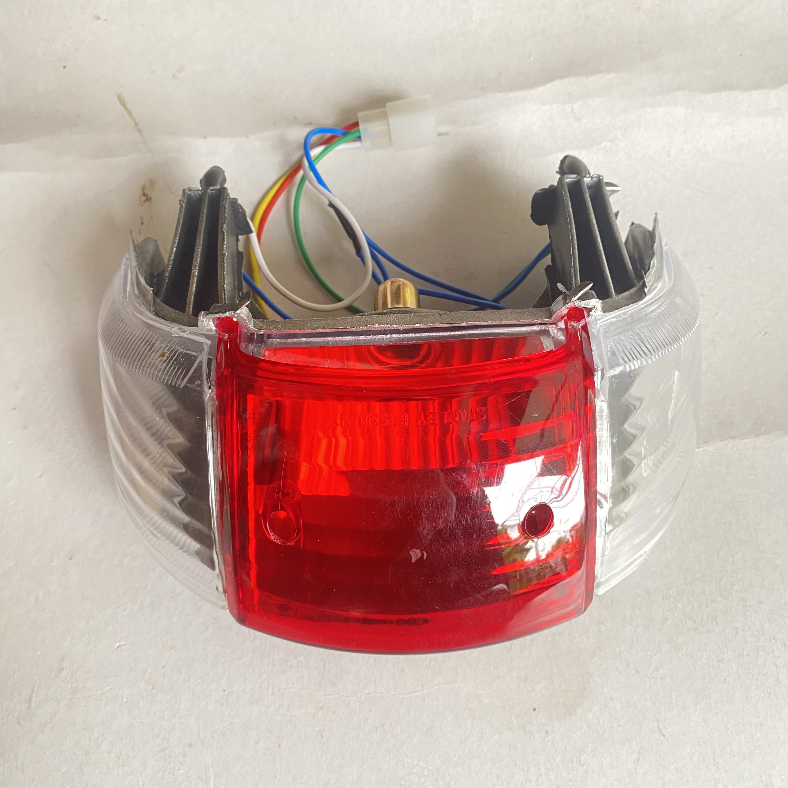 Cụm Đèn Hậu Wave Anpha Nhỏ Nguyên Bộ Đèn Hậu Wave Nhỏ, Wave ZX , Wave Thái Hàng Đẹp