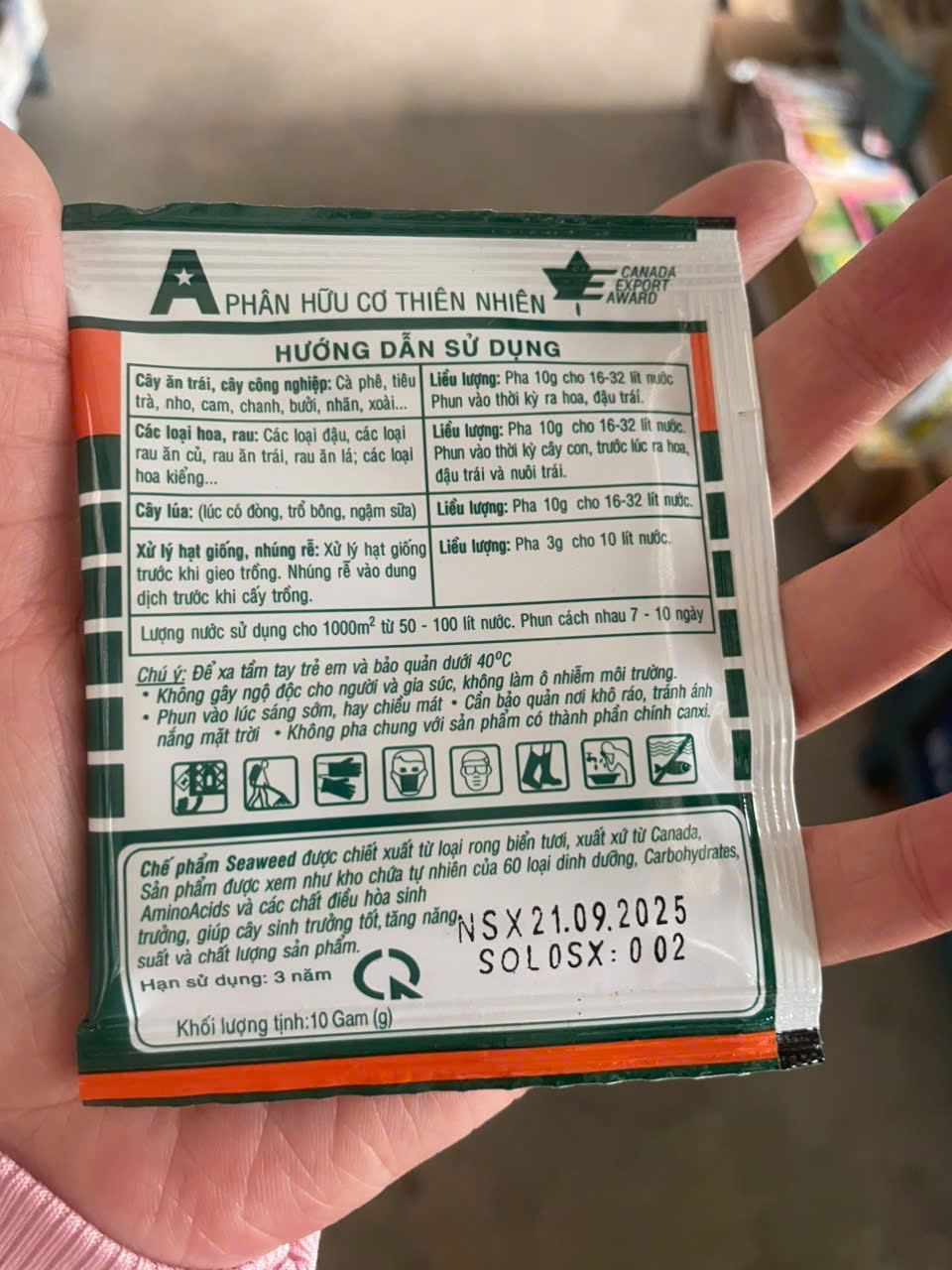 Phân Bón Lá Rong Biển Hữu Cơ , Kích Thích Ra Hoa, Đậu Trái, Chắc Hạt, Tăng Khả Năng Ra Đọt Seaweed - 10G